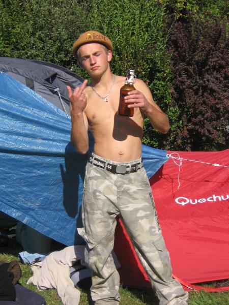 moi en mode bourer a 10H du matin !!!!